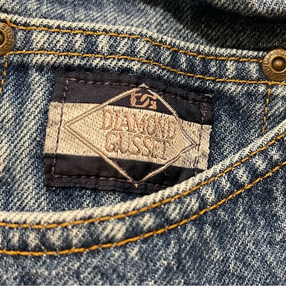 Diamond Gusset Relaxed Fit Jean Size 40x32  medium wash - Picture 7 of 8